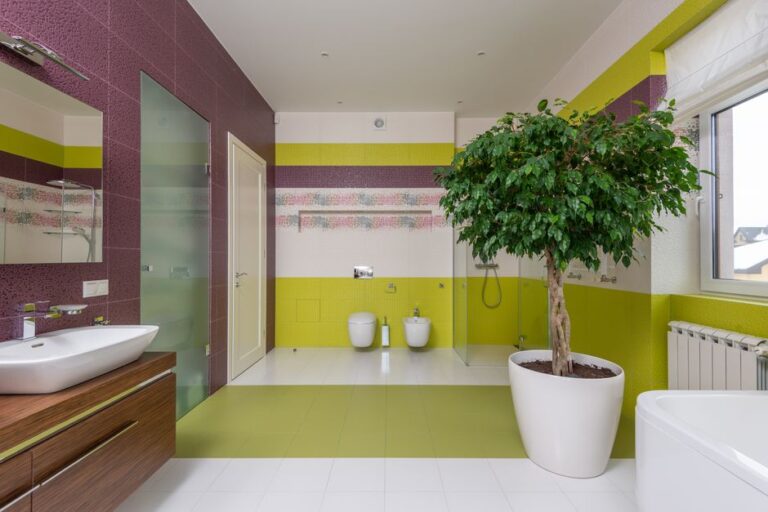 Comment intégrer des plantes dans une salle de bain sans fenêtre ?